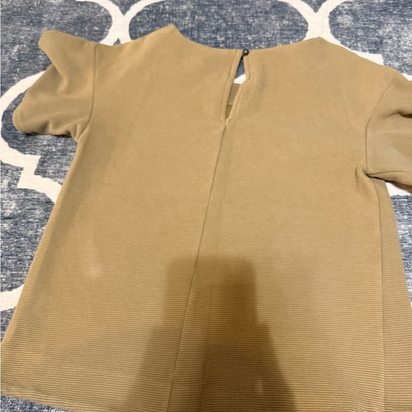 Anthropologie flutter sleeve green short sleeve top - Picture 4 of 4